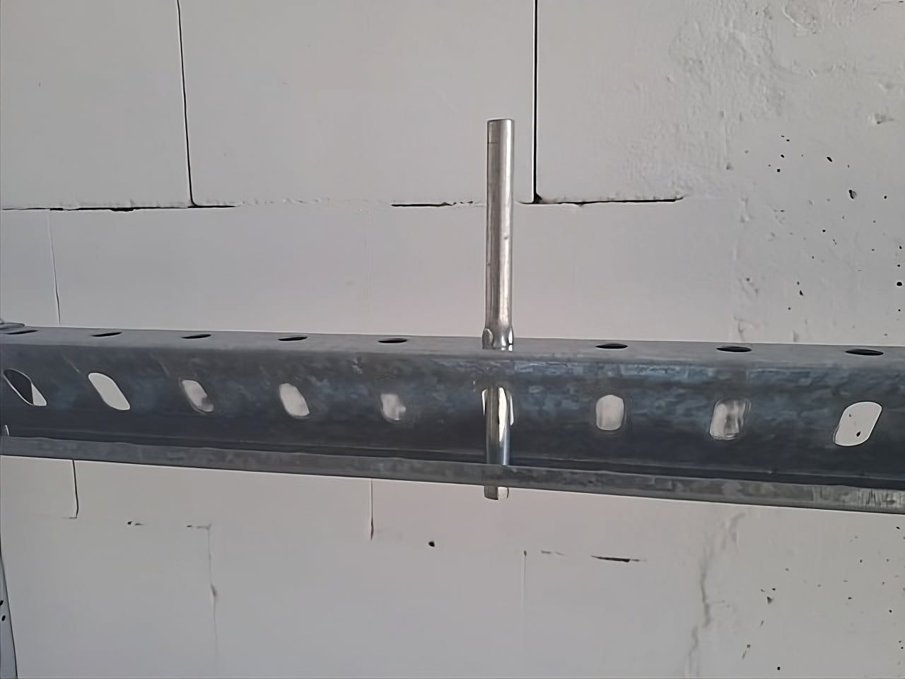 Rack de stockage d'occasion SSI Schäfer Rayonnage R 3000 170 mm x 12 mm