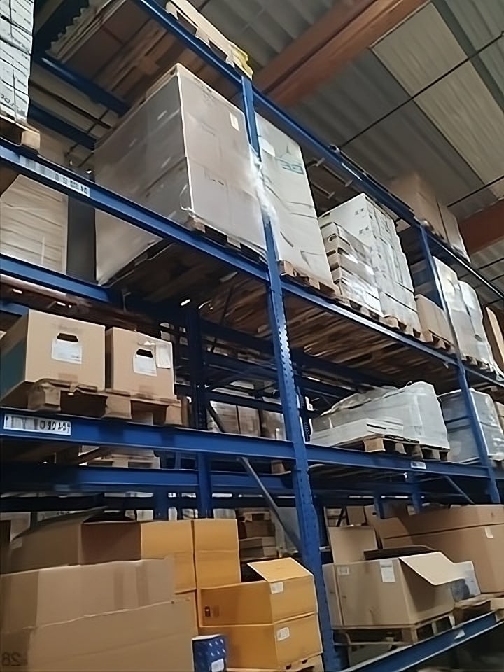 Rack de stockage d'occasion SSI Schäfer Rayonnage Lourd Schäfer PR350 6400mm x 1050mm
